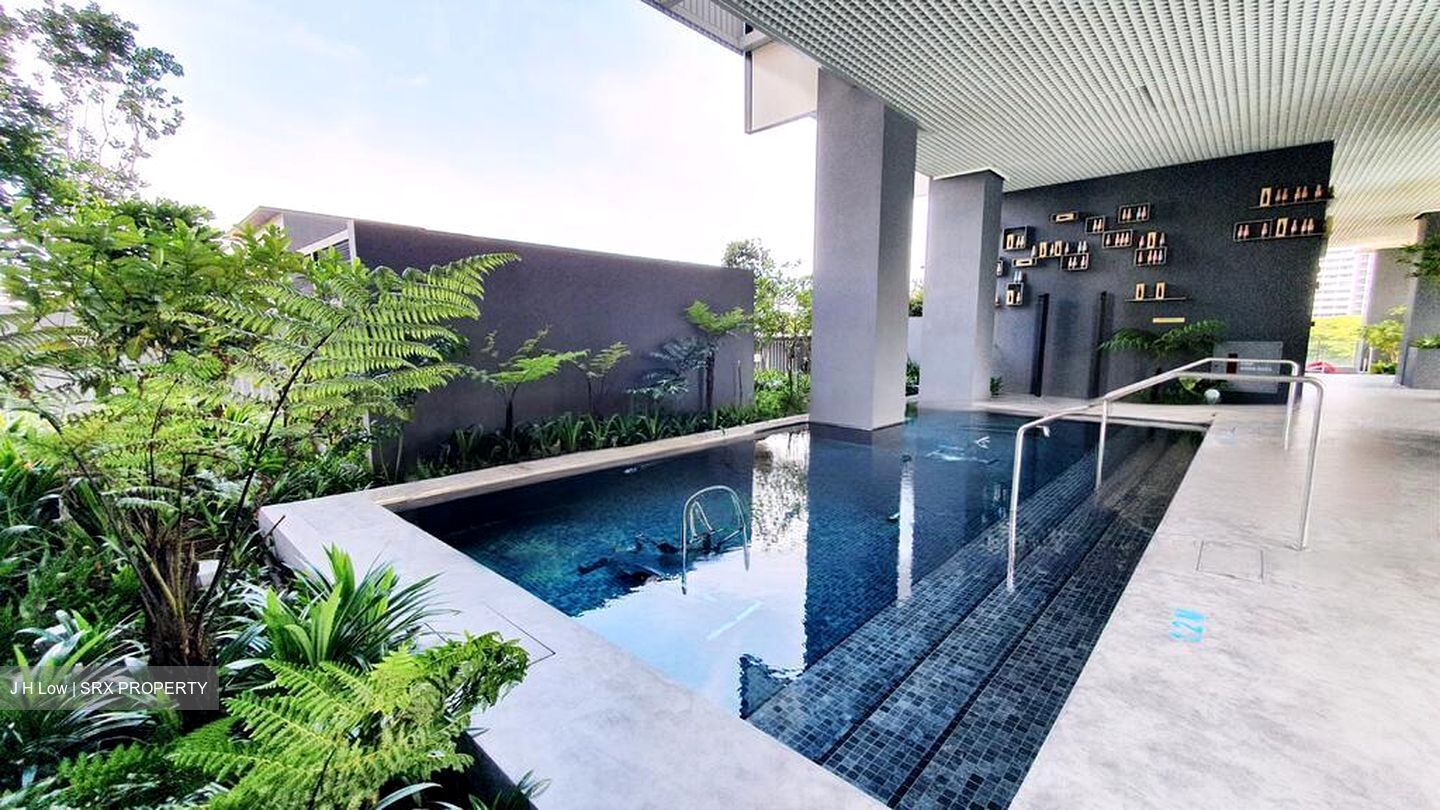 Serangoon Road (D12), Condominium #468336841